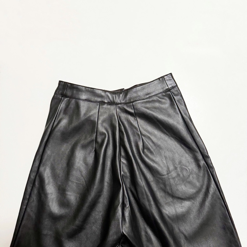 Pretty Little Thing High Rise Faux Leather Wide Leg Zipper Trousers - Picture 6 of 11